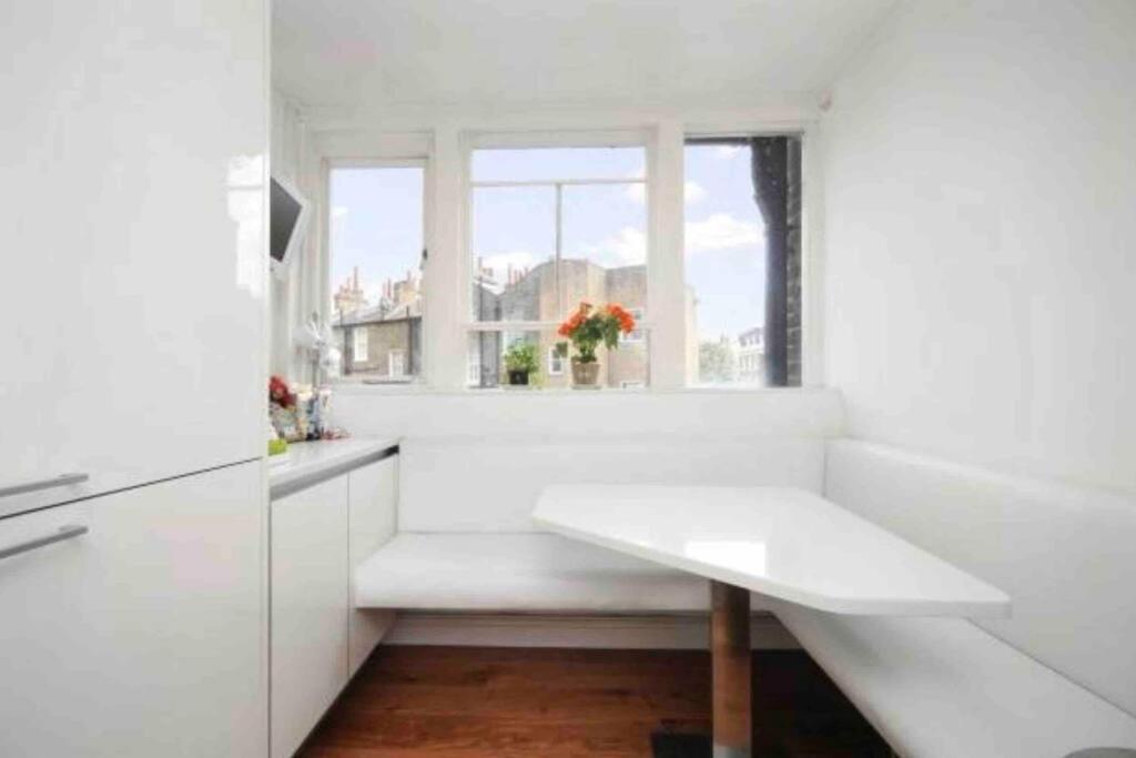 Stunning Grand 2 Bed, 2 Bath Apartment, London Kültér fotó
